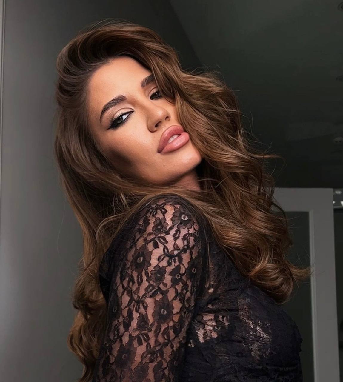 Dating Ukrainian Women: A Complete Guide to Real Connections