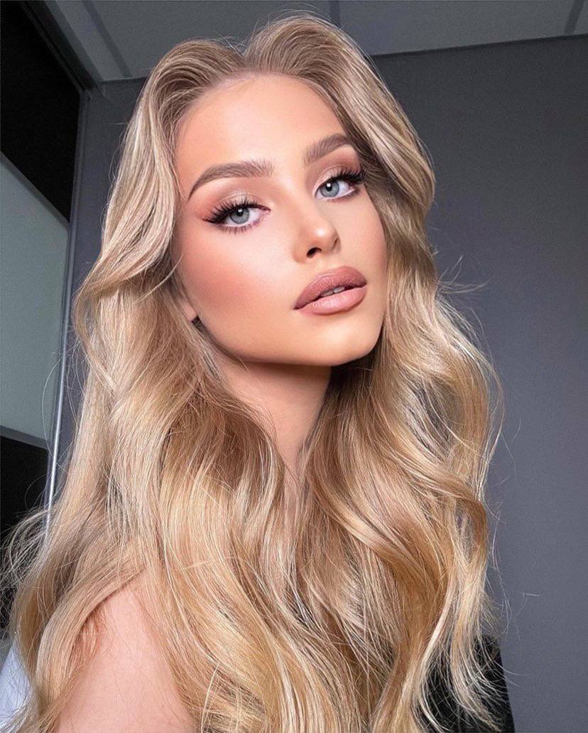 Ukraine Dating Chat: How to Start Conversations with Ukrainian Women