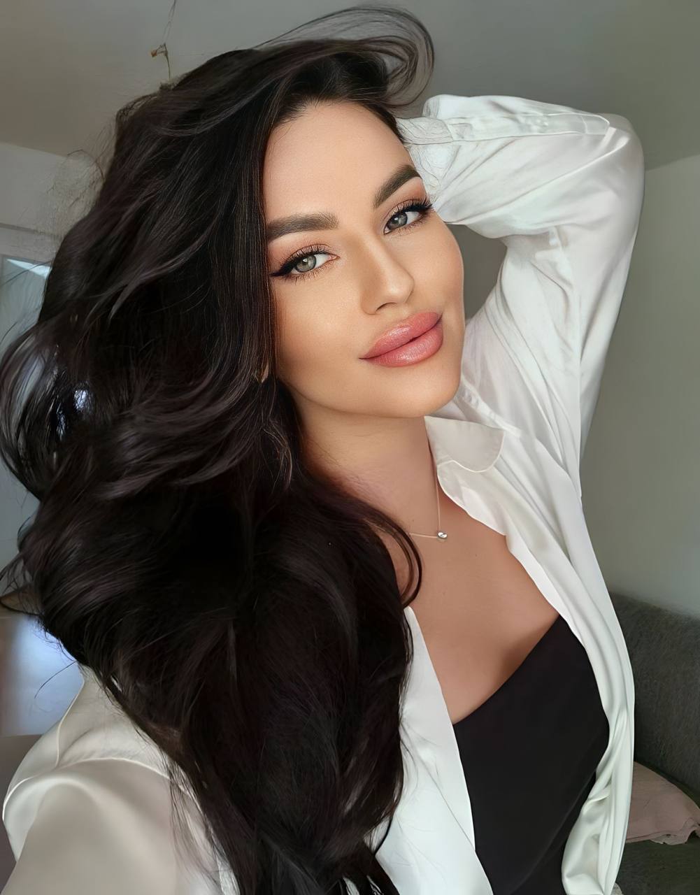 Questions to Ask When Online Dating: Build Better Conversations